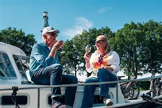 André van Duin en Janny van der Heijden.